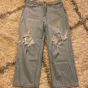 Universal Thread Vintage Straight Jeans